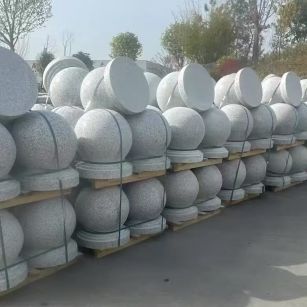 林芝 白麻花岗岩石材圆球，石球，挡车球，隔离球，景观石球，风水球等