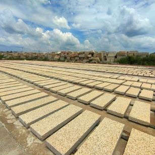 林芝 黄金麻荔枝面花岗岩石材地铺石防护中