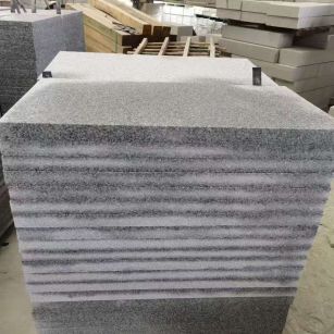 林芝 芝麻白5公分火烧地铺成品，900*400，规格可定制