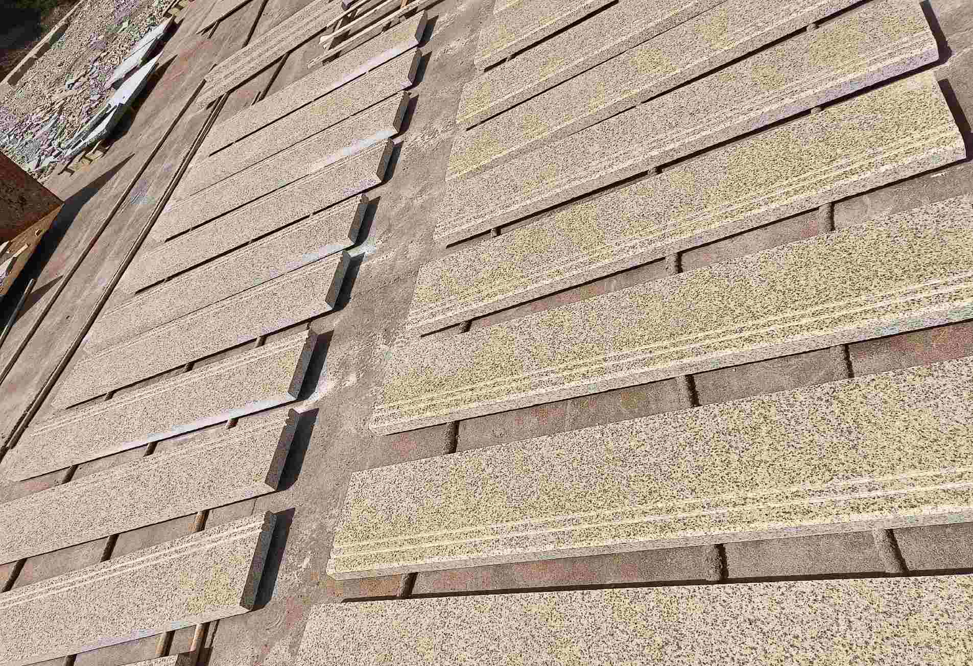 林芝 黄金麻花岗岩光面楼梯踏步