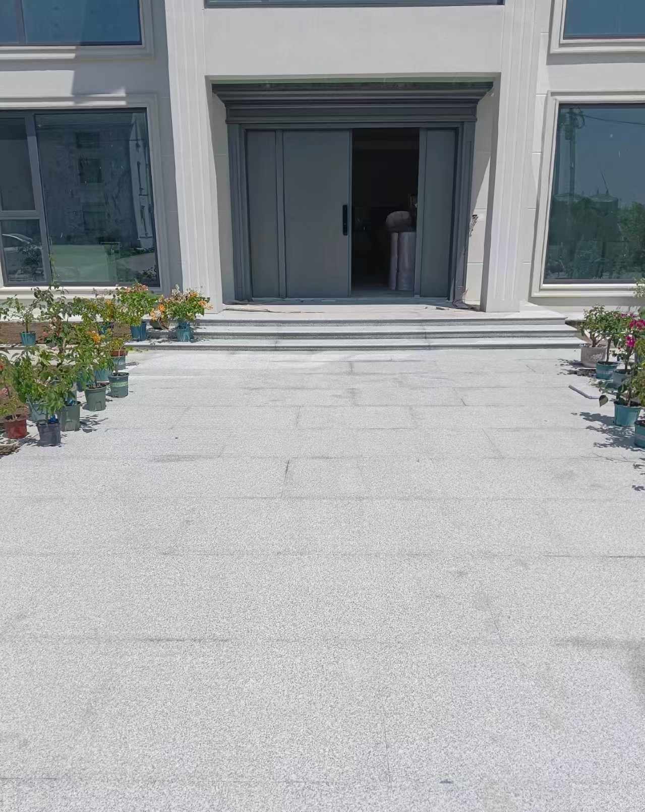 林芝 芝麻白花岗岩地铺石地面铺装