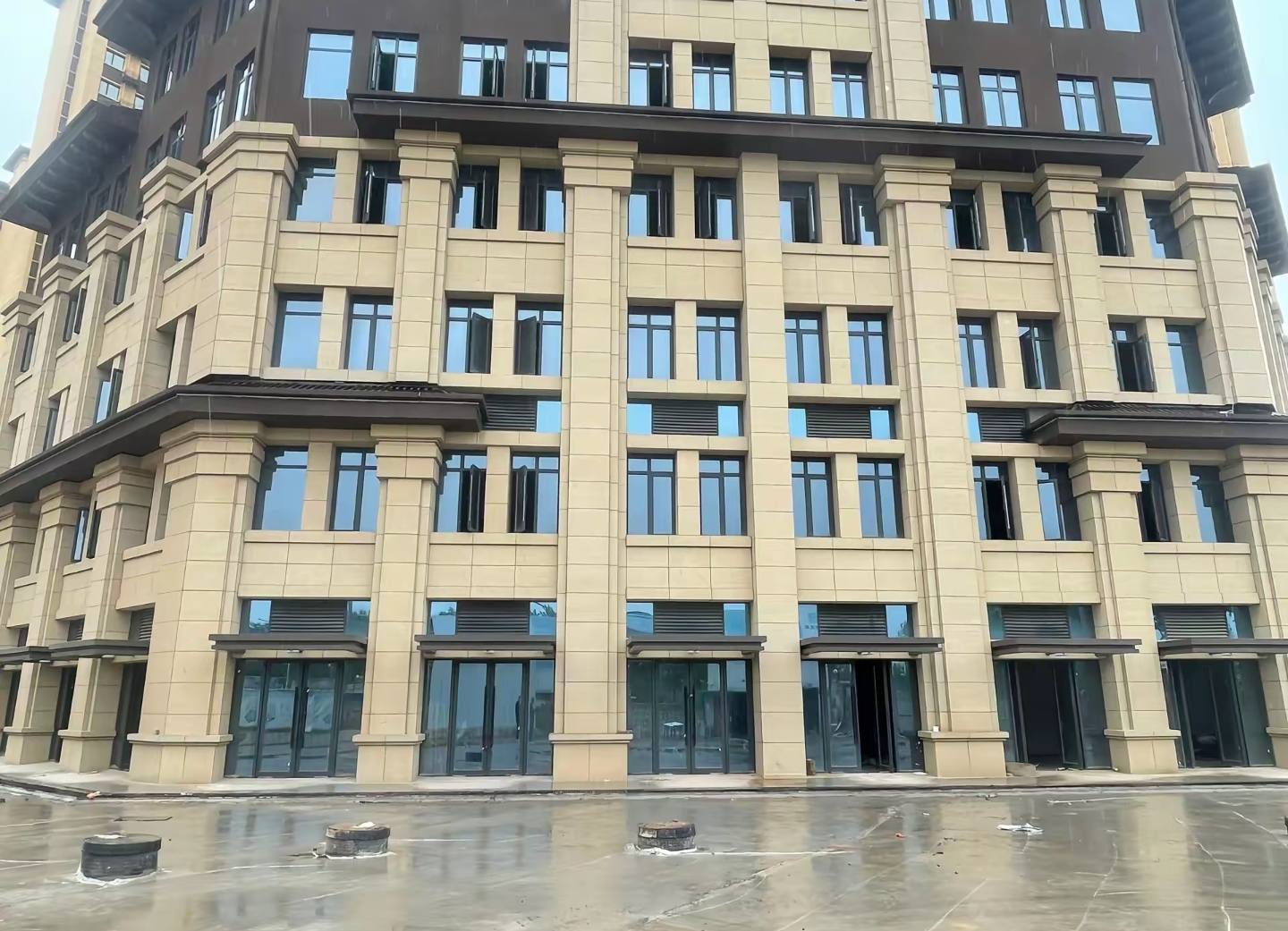 林芝 黄金麻花岗岩荔枝面小区外墙干挂