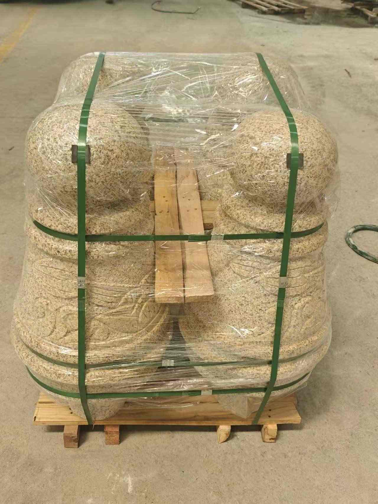 林芝 黄金麻异形定制雕花——棒棒糖挡车柱