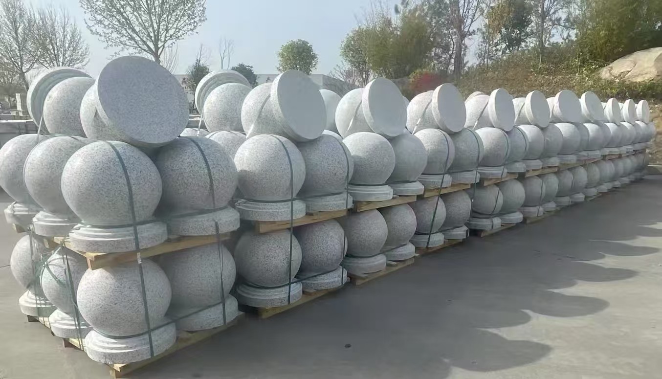 林芝 白麻花岗岩石材圆球，石球，挡车球，隔离球，景观石球，风水球等