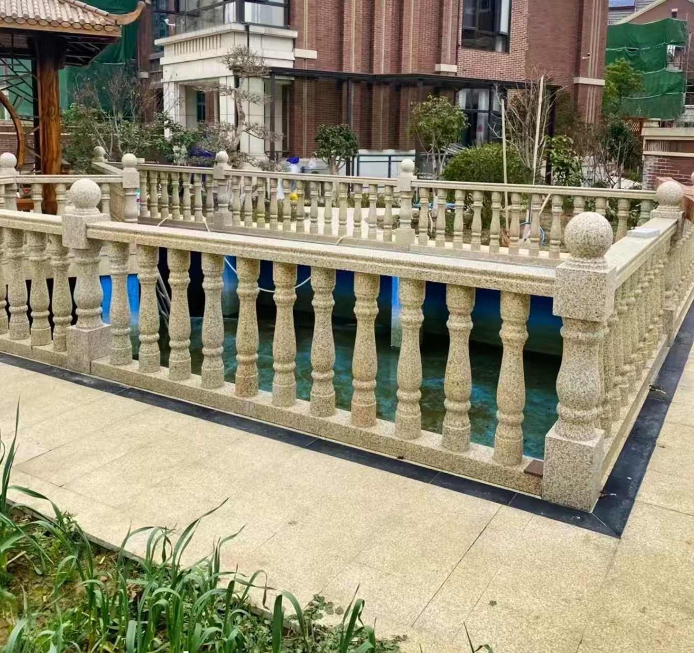 林芝黄金麻花岗岩石材栏杆，扶手，将军柱，花瓶柱