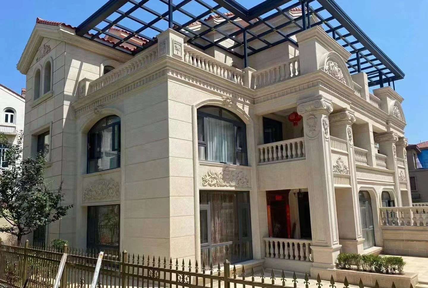 林芝 黄金麻花岗岩荔枝面别墅外墙干挂