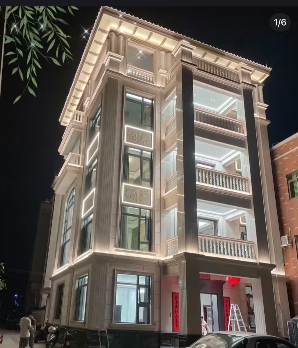 林芝 芝麻白花岗岩别墅外墙夜间效果